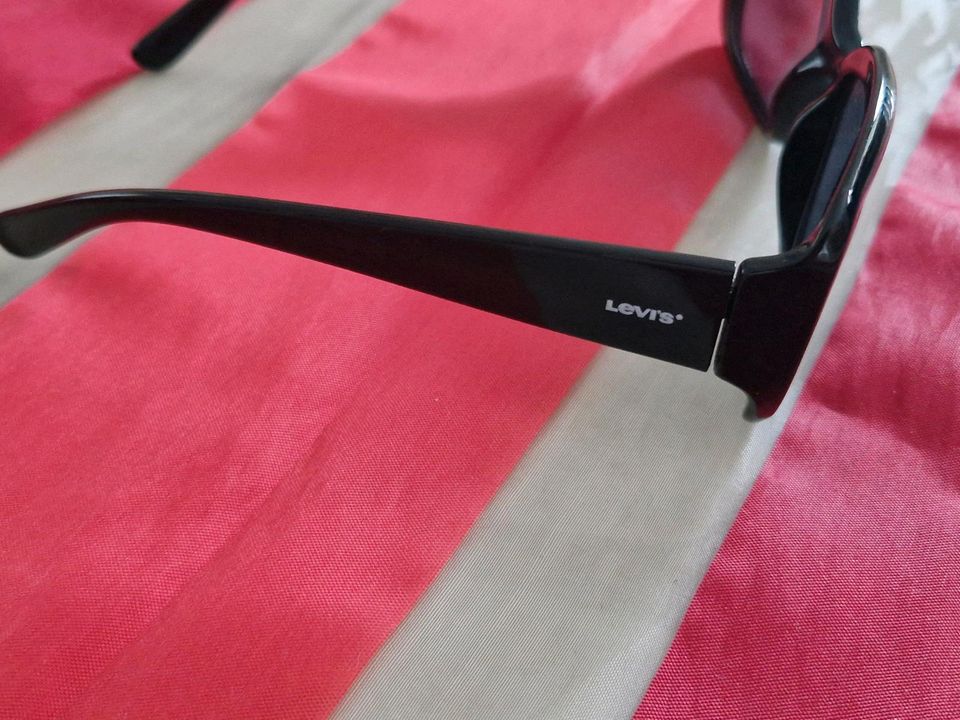 LEVI'S Original Sonnenbrille Schwarz TOP in Dortmund