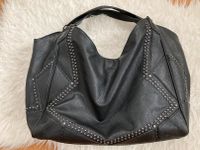 Zara XL Schultertasche Shopper schwarz Nieten Hessen - Bad Nauheim Vorschau