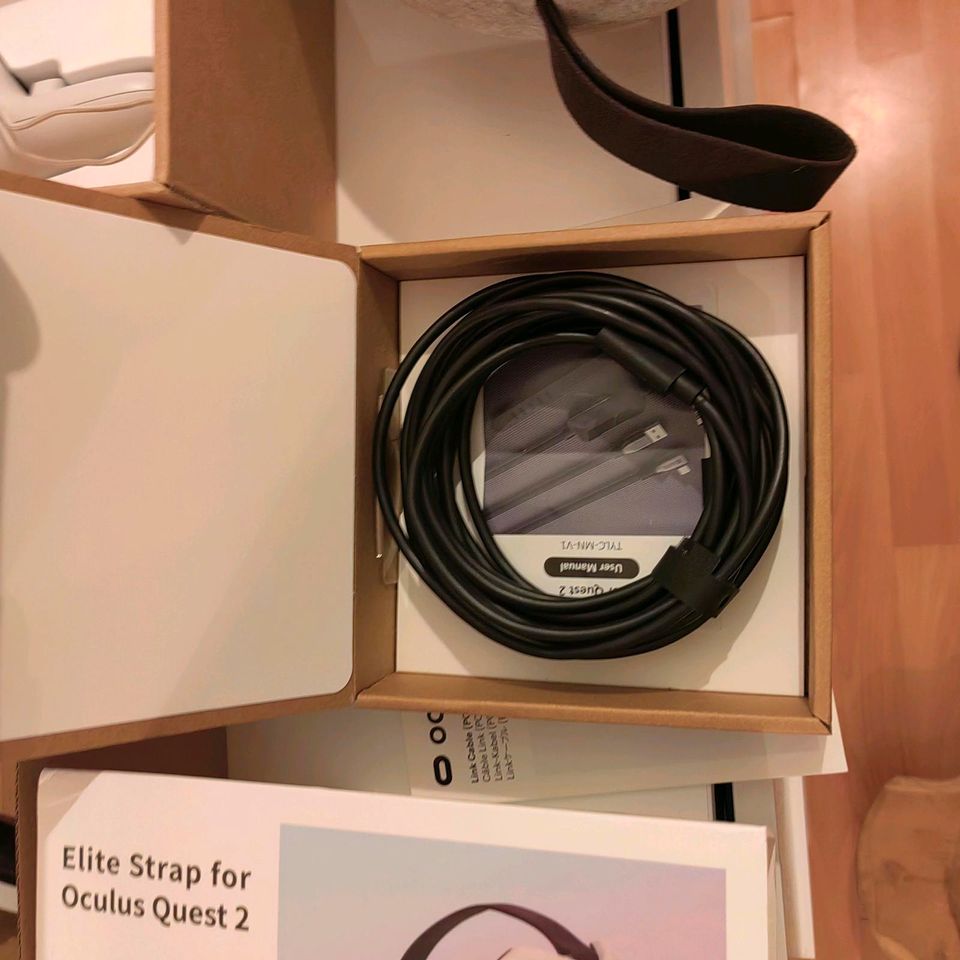 META Quest 2 128GB VR-Headset +Extra in Sindelfingen