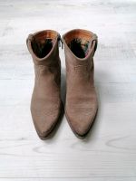 Cowboy-Stiefelette von Felmini Größe 36 beige-grau kaum getragen Schleswig-Holstein - Bad Oldesloe Vorschau