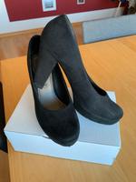 Schwarze Tamaris Pumps High Heels Wildleder Gr.38 Baden-Württemberg - Winnenden Vorschau