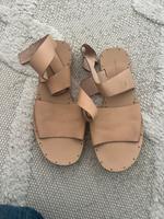 Leder Sandalen Zara 40 Hessen - Mörfelden-Walldorf Vorschau
