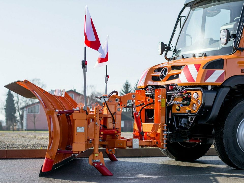 Winterdienst RASCO Schneepflüge und Salzstreuer in Schmallenberg