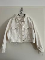 ASOS Jeansjacke in weiß Gr. 18 - 46 Dortmund - Mitte Vorschau