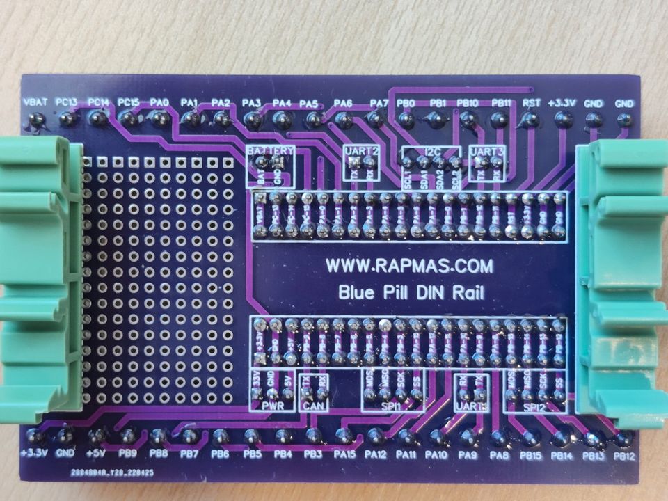 BluePill STM32F103 DIN-Schiene DIN Rail Adapter in Rosenheim