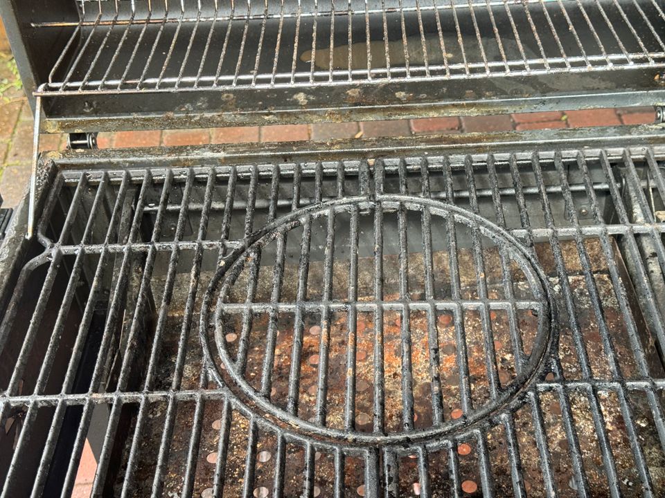jamestown  grill bbQ  smocker in Niebüll