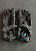 VIBRAM FiveFingers Barfuß Schuhe schwarz Gr38 NP110€ 6Mon getr Bayern - Mühldorf a.Inn Vorschau