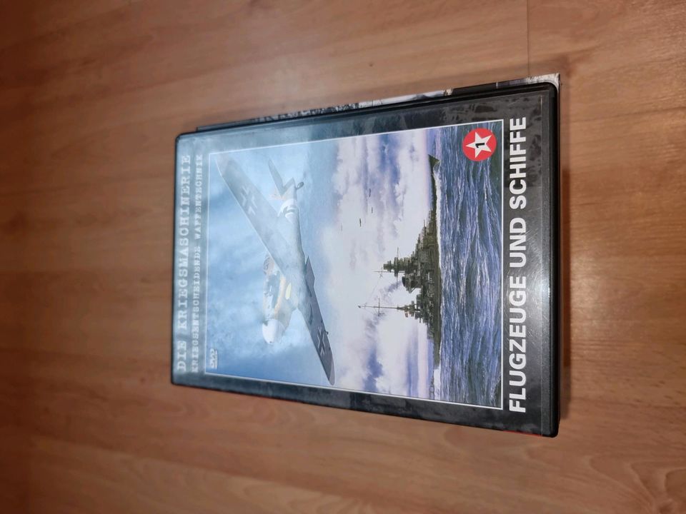 10 x DVD Panzer, Schiff, Flugzeug, Auschwitz, WW2, Militär in Stechow-Ferchesar