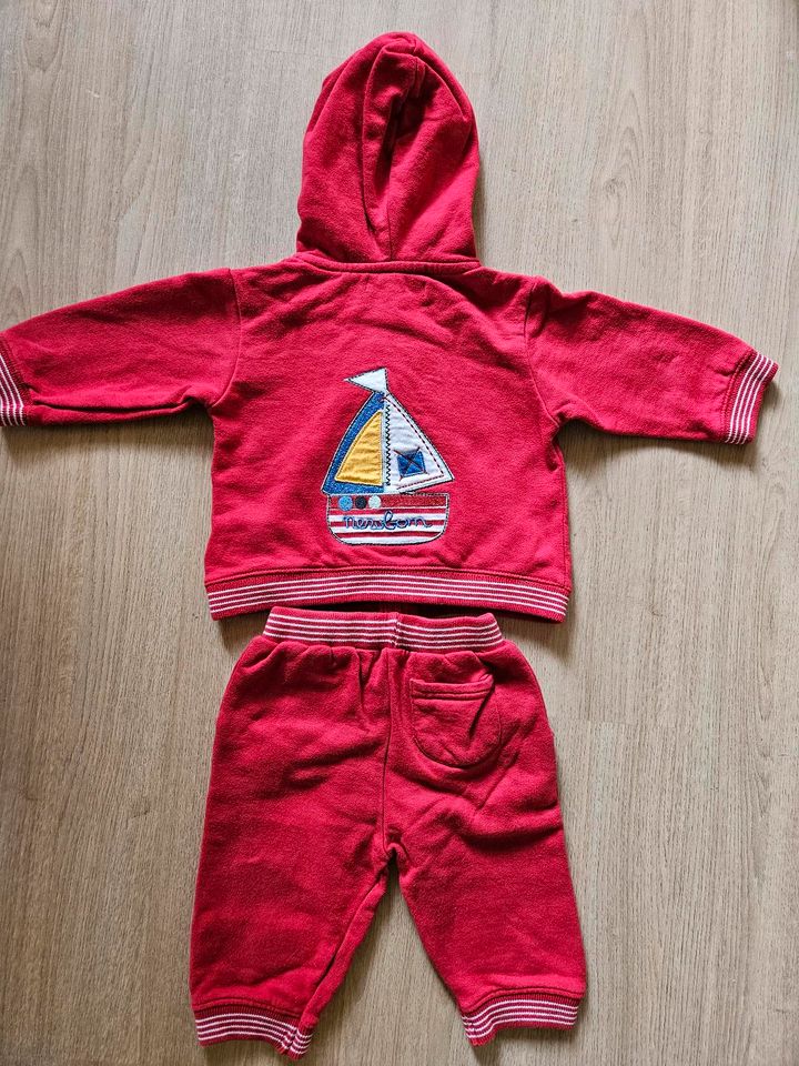 Staccato Anzug gr62 inkl.Versand rot Hose Jacke Set Jogging Baby in Duderstadt