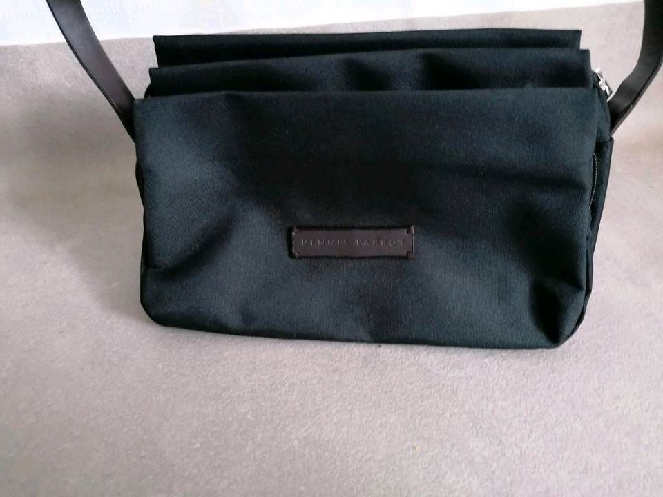 Damen Handtasche in Reinbek