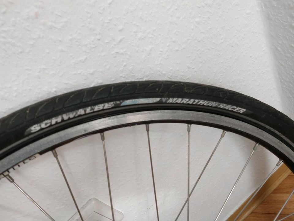 Fahrradreifen Schwalbe Marathon Racer 28 Zoll in Pohlheim