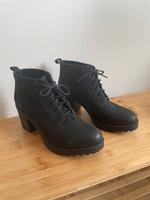 °VAGABOND° Stiefelette Schnürrschuh schwarz Gr. 40 Hessen - Hohenstein Vorschau