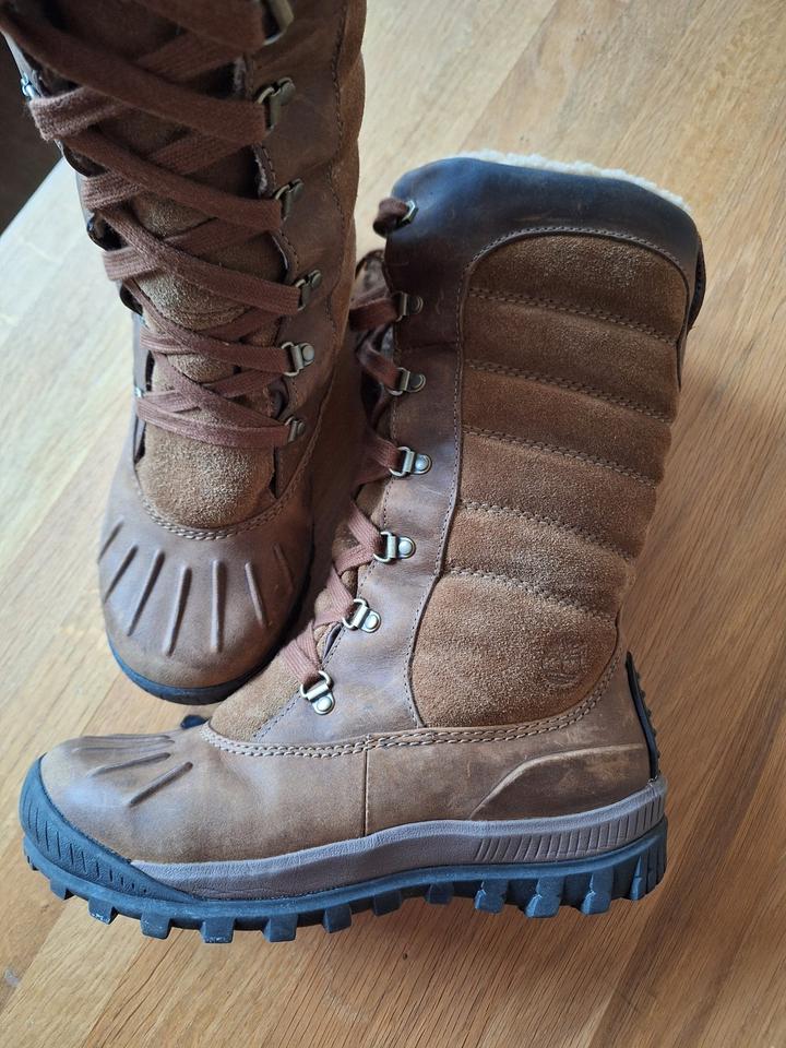 Timberland Boots Schneeboots Stiefel Neuwertig Gr. 37,5 in Bad Oldesloe