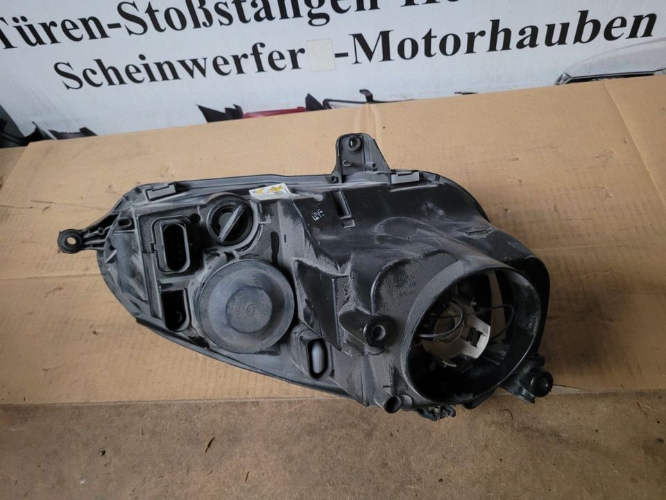 VW Golf V 5 Halogen Scheinwerfer vorne links 1K6941005c in Bottrop