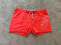 Nike Damen Short Jogginghose Sport Rot L Brandenburg - Prenzlau Vorschau