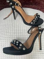 Pumps 40 neu schwarz Buffalo weiße Perlen Nordrhein-Westfalen - Datteln Vorschau