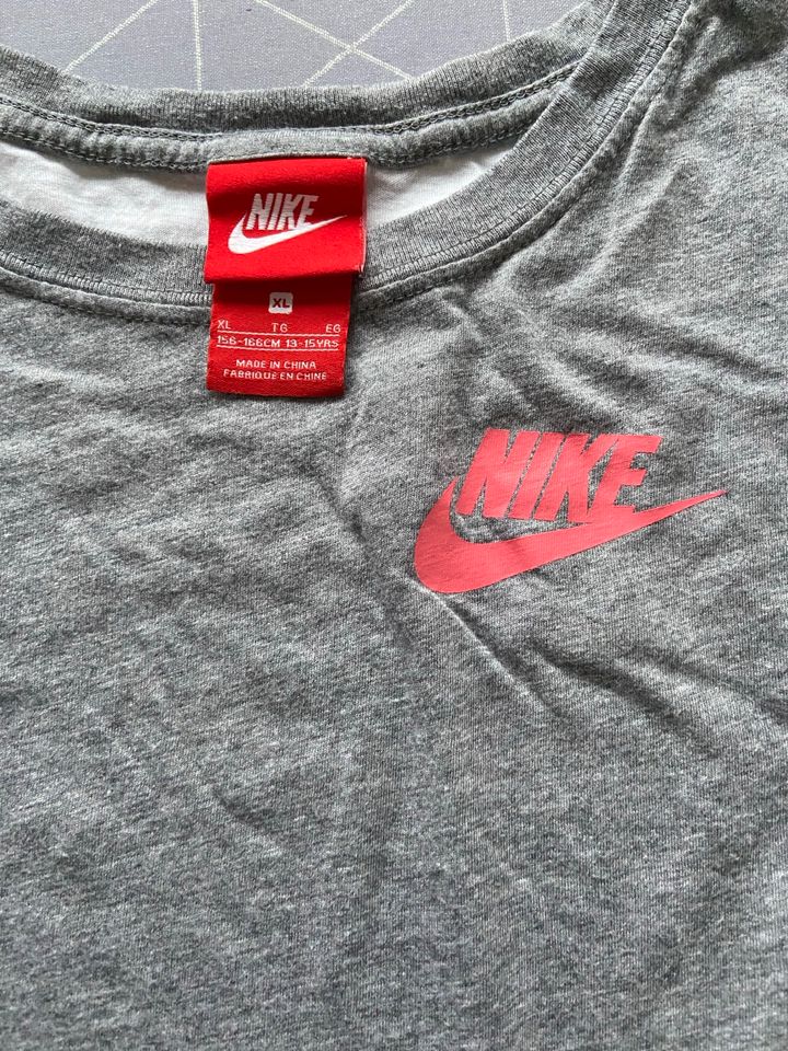 Nike T-Shirt Sport in Olsberg