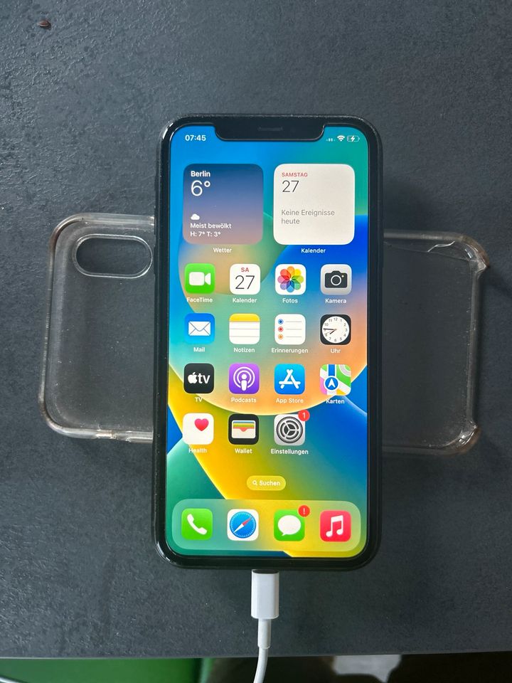 iPhone XR 64 GB Rückseite defekt in Sulzheim