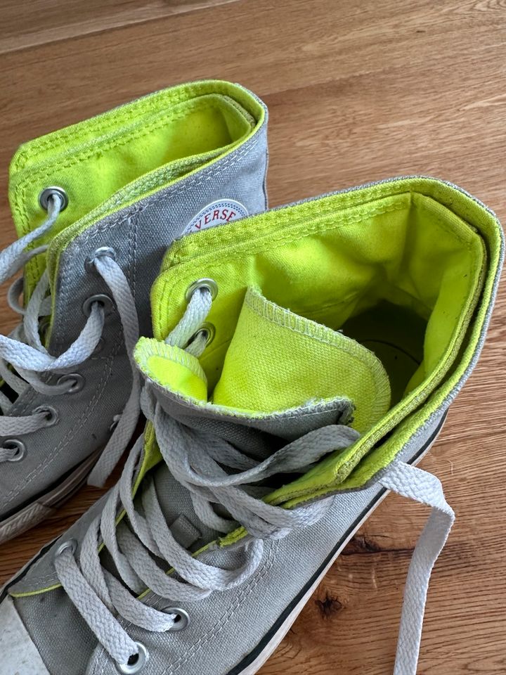 Converse Chucks grau/neon gebraucht Größe 5 Herren (37,5 EUR) in Bochum