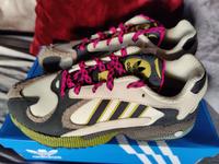 Adidas Yung 1, Gr. 42 2/3 NEU ungetragen Bielefeld - Brackwede Vorschau