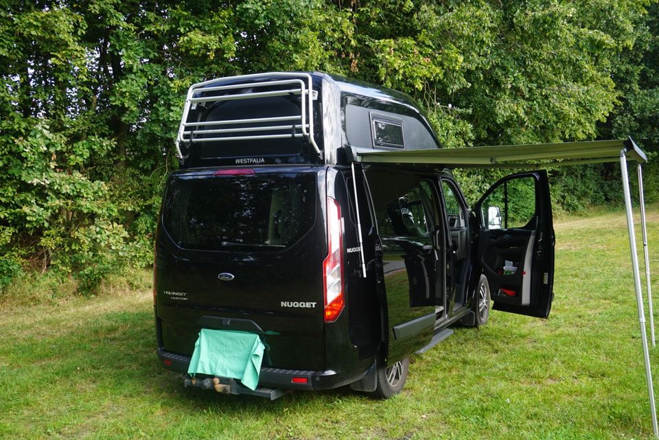 Ford Nugget in Tarp