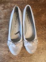 TAMARIS ❣️ Schuhe ❣️ Pumps ❣️ Gr 38 ❣️ Keilabsatz ❣️ GRAU ❣️ Essen - Essen-Südostviertel Vorschau