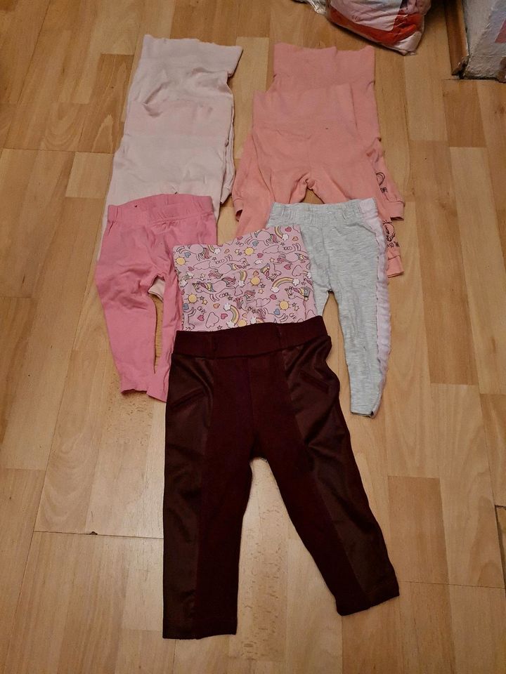 Hosen Paket baby Mädchen grösse 62/68 in Duisburg