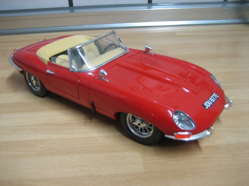 Modellauto Burago 1:18 Ferrari GTO Jaguar E Type Cabrio TOP in Viersen