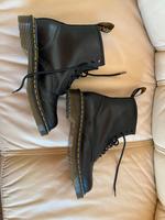 Dr. Martens ungetragen Niedersachsen - Uplengen Vorschau
