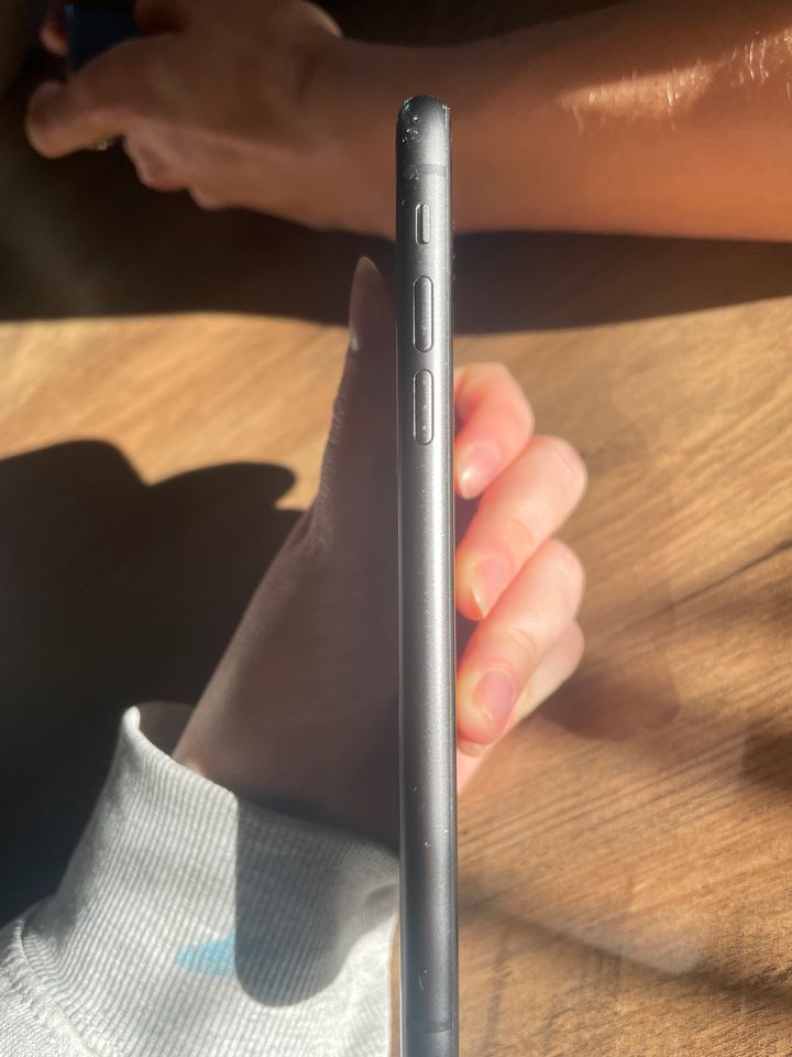 iphone 11 128gb in Aldingen