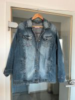 Sheego Damen Jeansjacke Blue-Denim Gr 50 Nordrhein-Westfalen - Detmold Vorschau