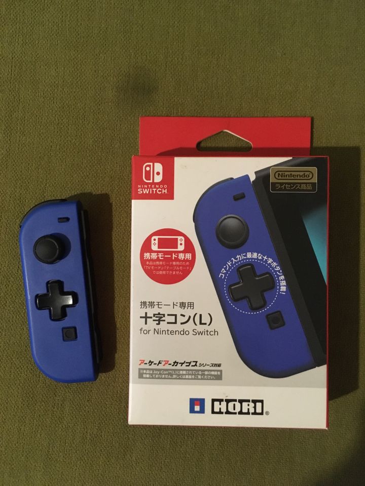 Hori D-Pad Controller Joycon Nintendo Switch Blau selten in Osnabrück