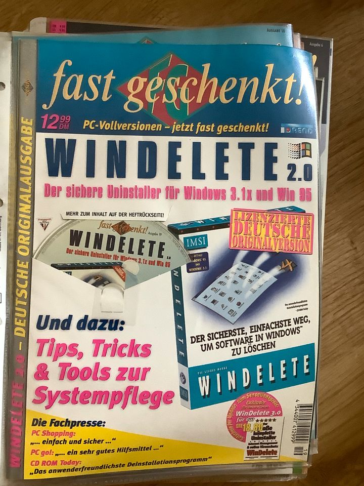 "Antike" Computerliteratur "Fast geschenkt" teilw. mit Datenträge in Berlin