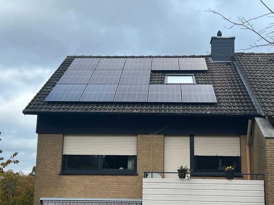 Photovoltaik Anlage 24,9 kWp PV | 2x Sungrow Wechselrichter Notstrom + Speicher 16 kWh + 60x Trina Module + Unterkonstruktion in Herford