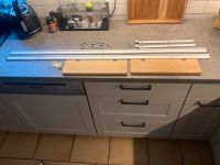 Küche 2 Aluleisten 120 cm 15 Haken Gewürzregal IKEA Schleswig-Holstein - Pansdorf Vorschau