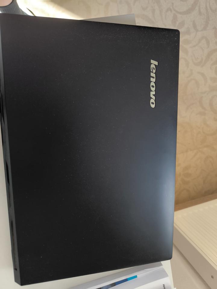 Lenovo Laptop Notebook 15,3 Zoll Core i3 4GB Ram  - 1TB SSD Linux in Bautzen