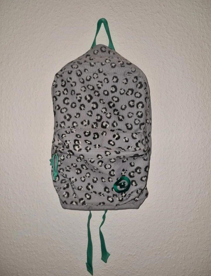 Rucksack mit Leoprint von Etnies in Kassel