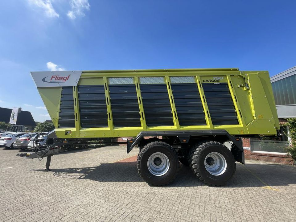 Fliegl Häcksel Transportwagen CARGOS 750 TREND in Nortorf