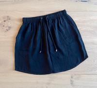 neuwertiger Esmara Damen Sommer Mini Rock in schwarz in Gr. M 38 Nordrhein-Westfalen - Würselen Vorschau
