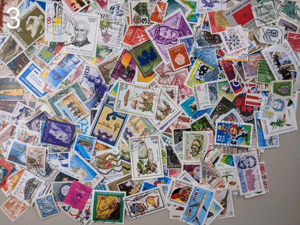 1000 Stk. Briefmarken Konvolut aus aller Welt Briefmarkensammlung in Berlin