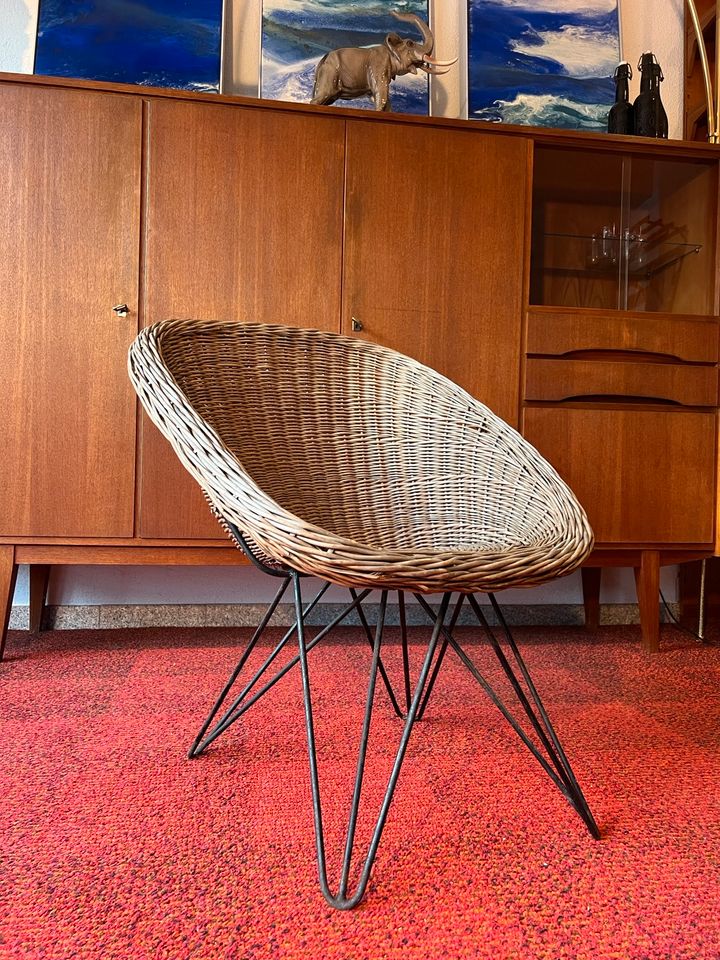 Mid Century Korbsessel Hairpin 1950 Bauhaus Industrial easy chair in Schorndorf