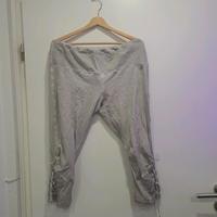 Tredy Hose Leggings Blümchen Hessen - Limeshain Vorschau