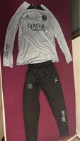 Paris Saint Germain(PSG) Anzug/Tracksuit in L Rheinland-Pfalz - Ludwigshafen Vorschau