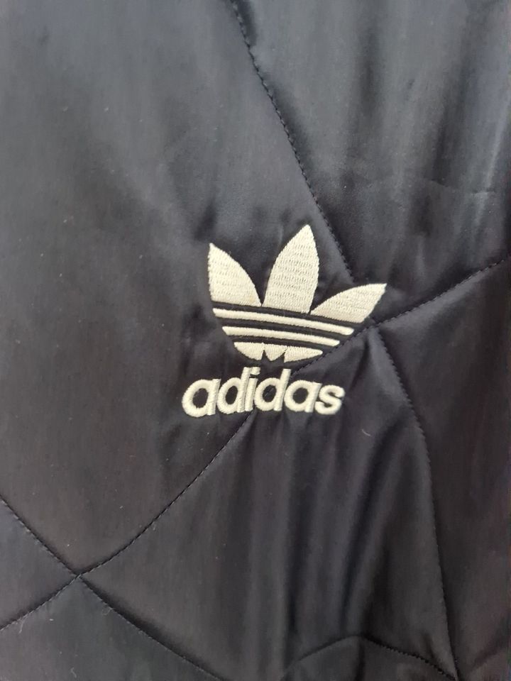 Adidas Bomberjacke Jacke quilted jacket Gr. M navy blau in Köln