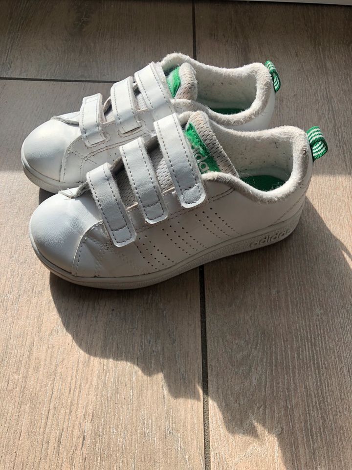 Adidas Sneaker Gr.29 in Mölln