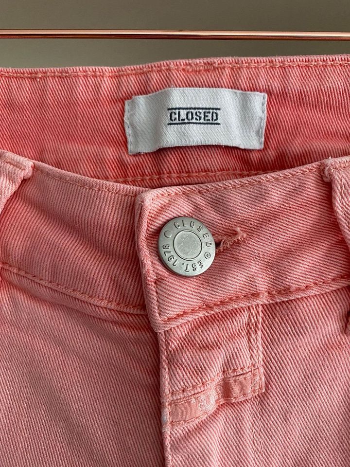 schmale CLOSED "Baker" JEANS Hose Röhre rosa pink Gr. 28 in Hamburg