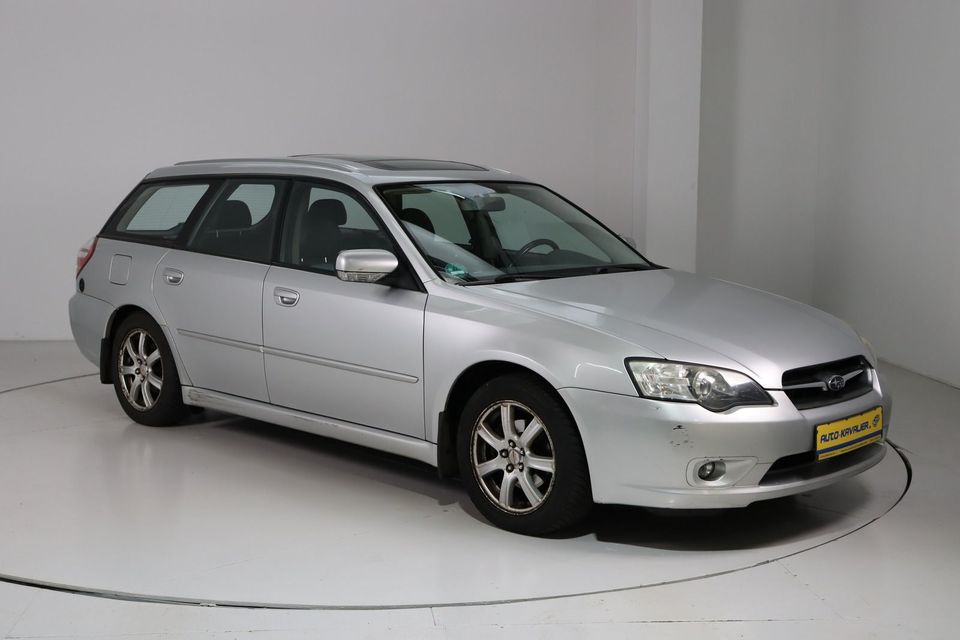 Subaru Legacy Kombi 2.0R Leder * Schiebedach * Klima in Dresden