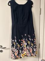 Kleid mit Blumenmuster Nordrhein-Westfalen - Leverkusen Vorschau