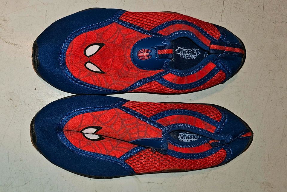 Schuhe  Wasserschuhe Strandschuhe Spiderman Gr. 34 in Potsdam