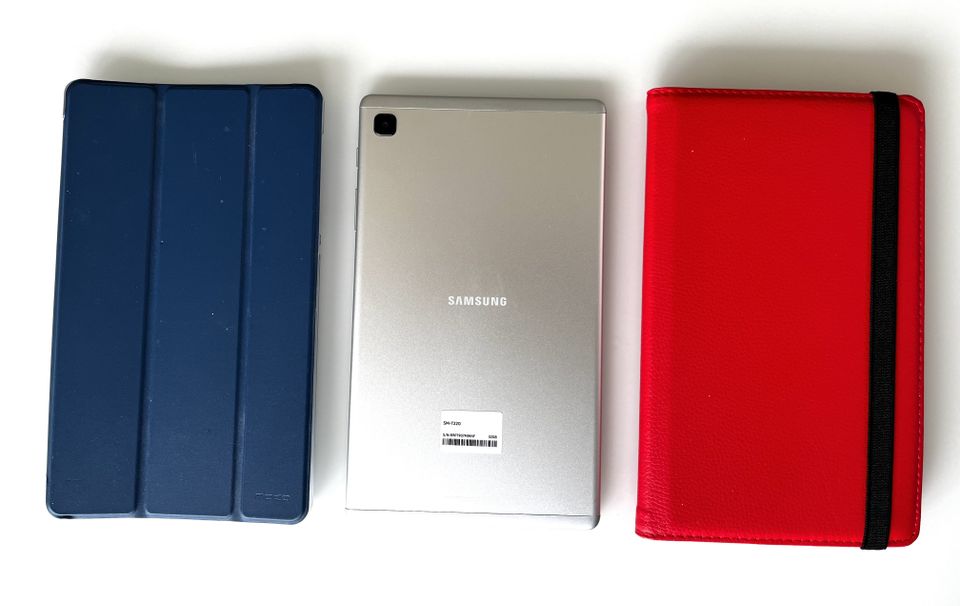 Samsung Galaxy A7 Lite WiFi Tablet mit zwei Hüllen in Friedland